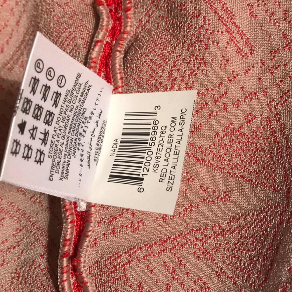 Hervé Léger dress in red - Picture 7 of 15